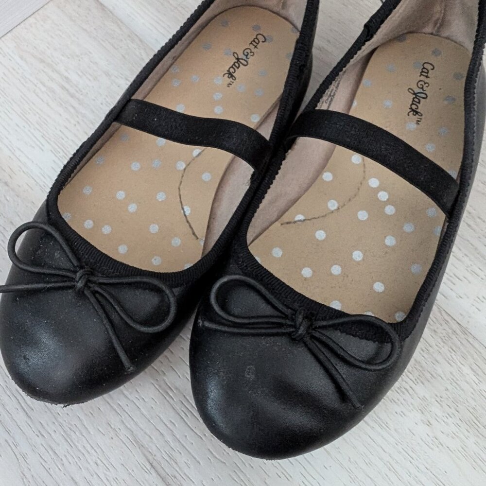 Cat and Jack girls flats